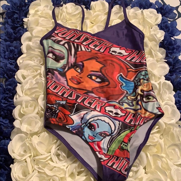 Other - ❤️❤️Monster high swimsuit❤️